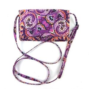 Vera Bradley Riley Crossbody Wallet Dreamy Quilted‎ Floral RFID Handbag